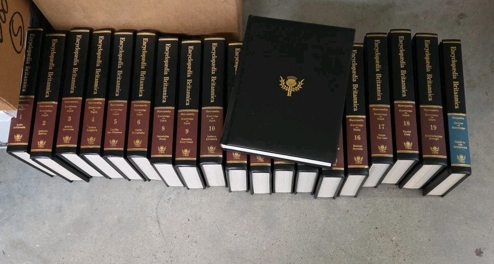 Encyclopedia Britannica 1979 Excellent Condition — Macropedia 20 Vols
