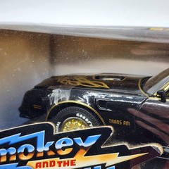 DEFECTIVE 4Z ERTL American Muscle 118 Smokey And The Bandit Bandits Tran G3D