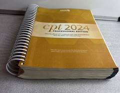 CPT Professional 2024 – Spiral-bound, by American Medical Association