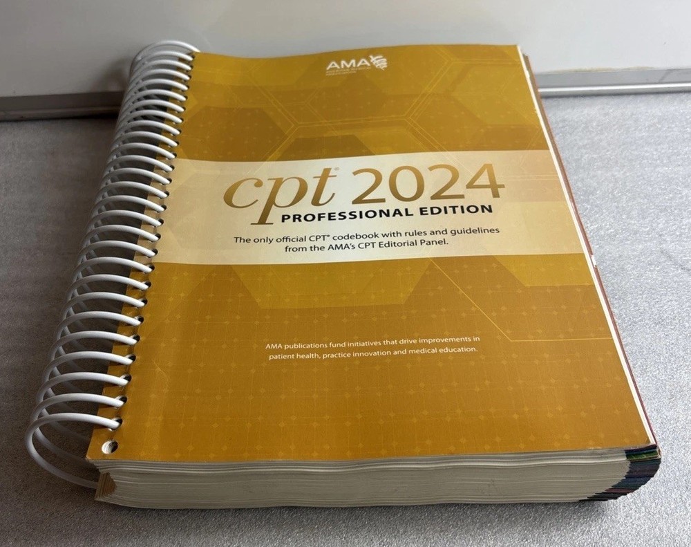 CPT Professional 2024 – Spiral-bound, by American Medical Association