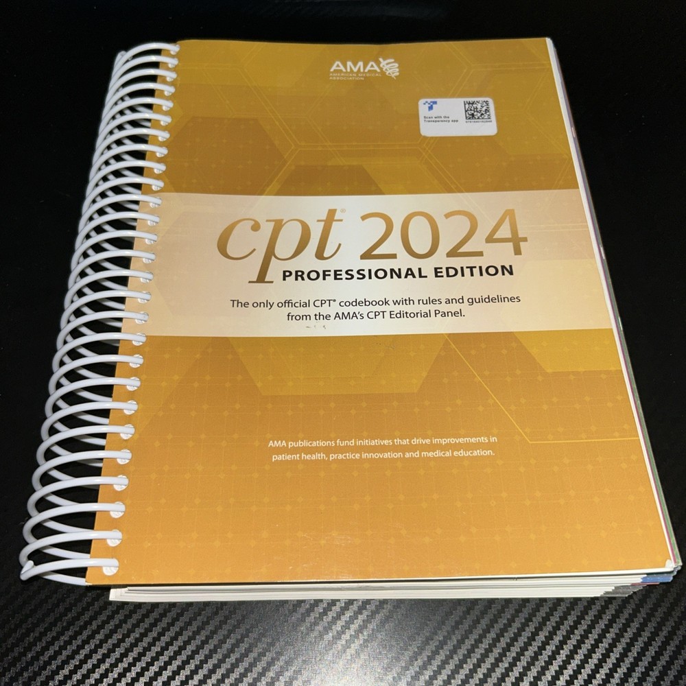 CPT Professional 2024 by American Medical Association (2023, Trade Paperback)