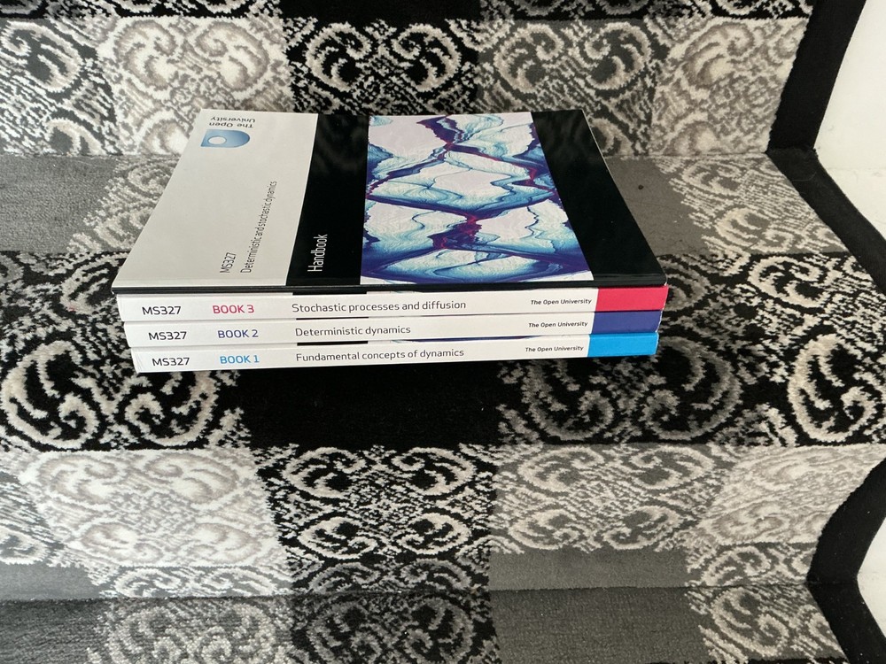 MS327 Deterministic and Stochastic Dynamics Module SET + GREAT PERSONAL EXTRAS