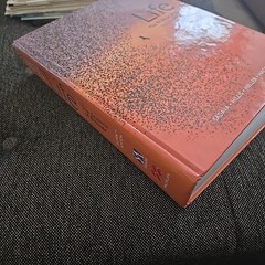 Life: The Science of Biology (hardcover)