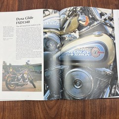 Harley-Davidson : A Worldwide Love Affair And The Legend Two Book Bundle
